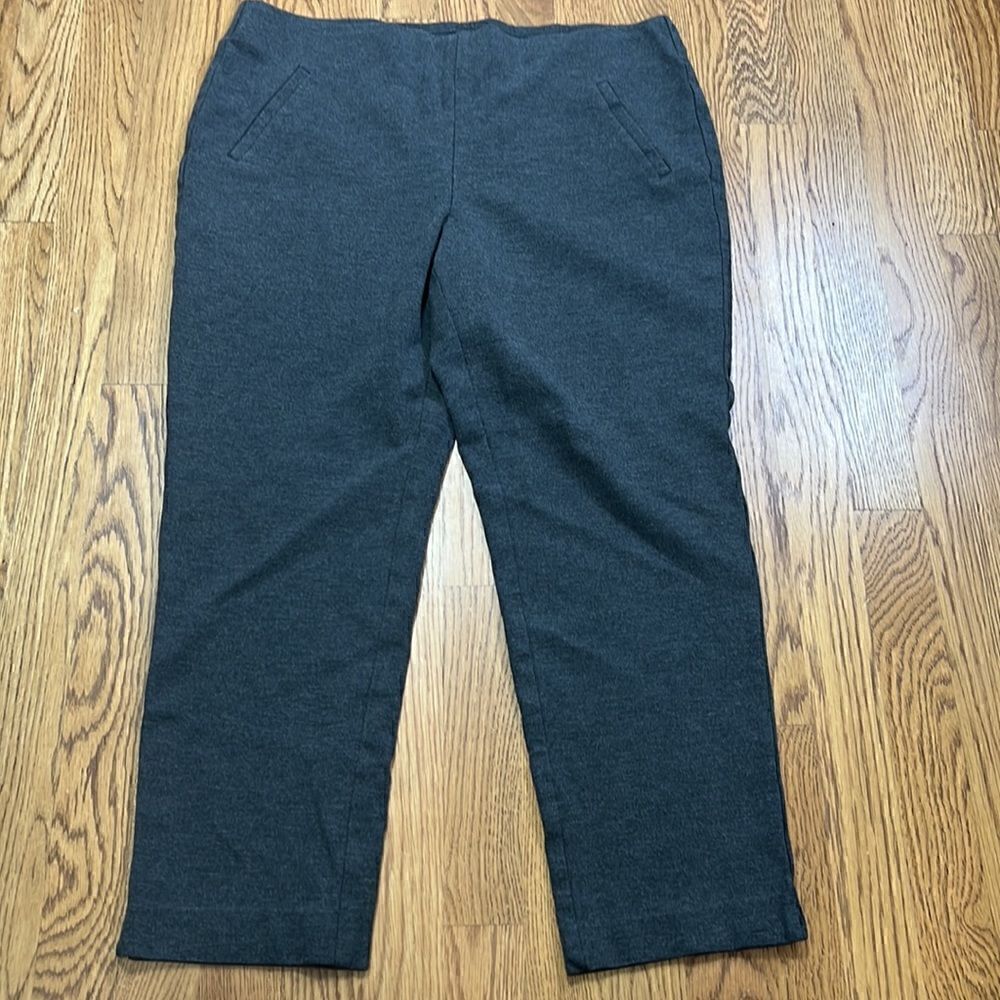 Chicos Stretch Capri/Crop Pants Medium